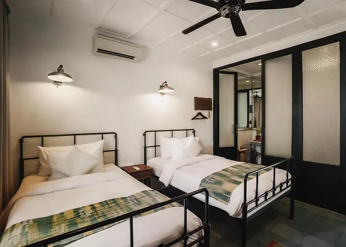 Brown Feather Hotel