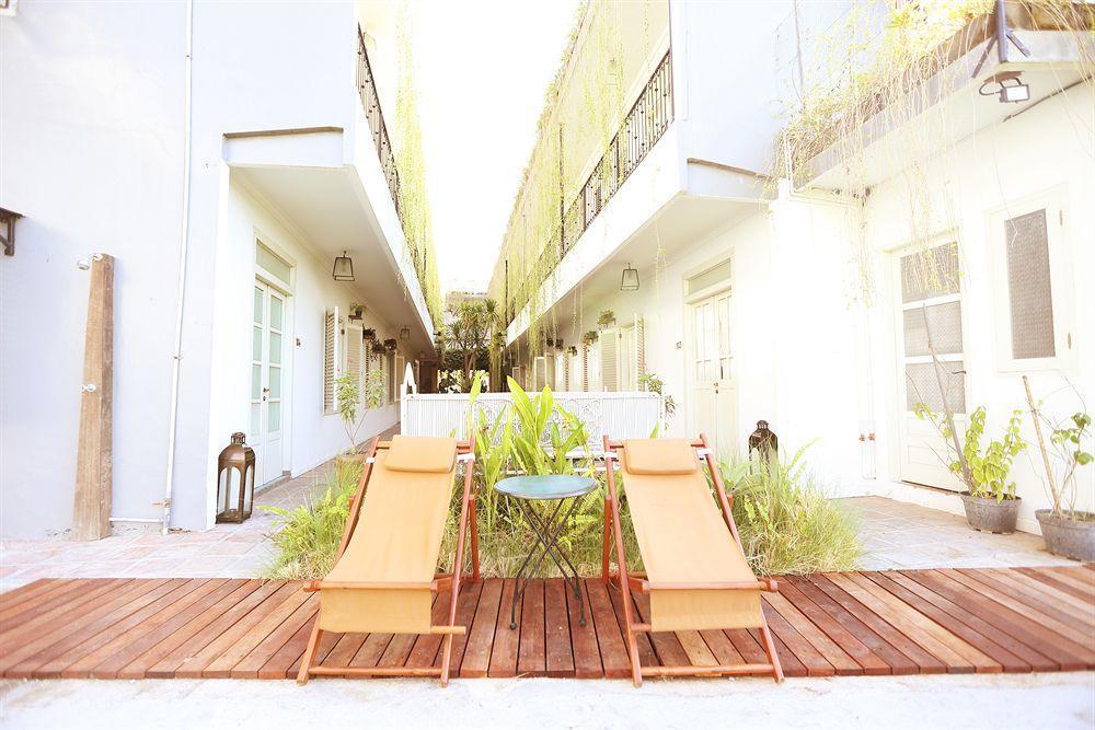Hotel Brown Feather 3*